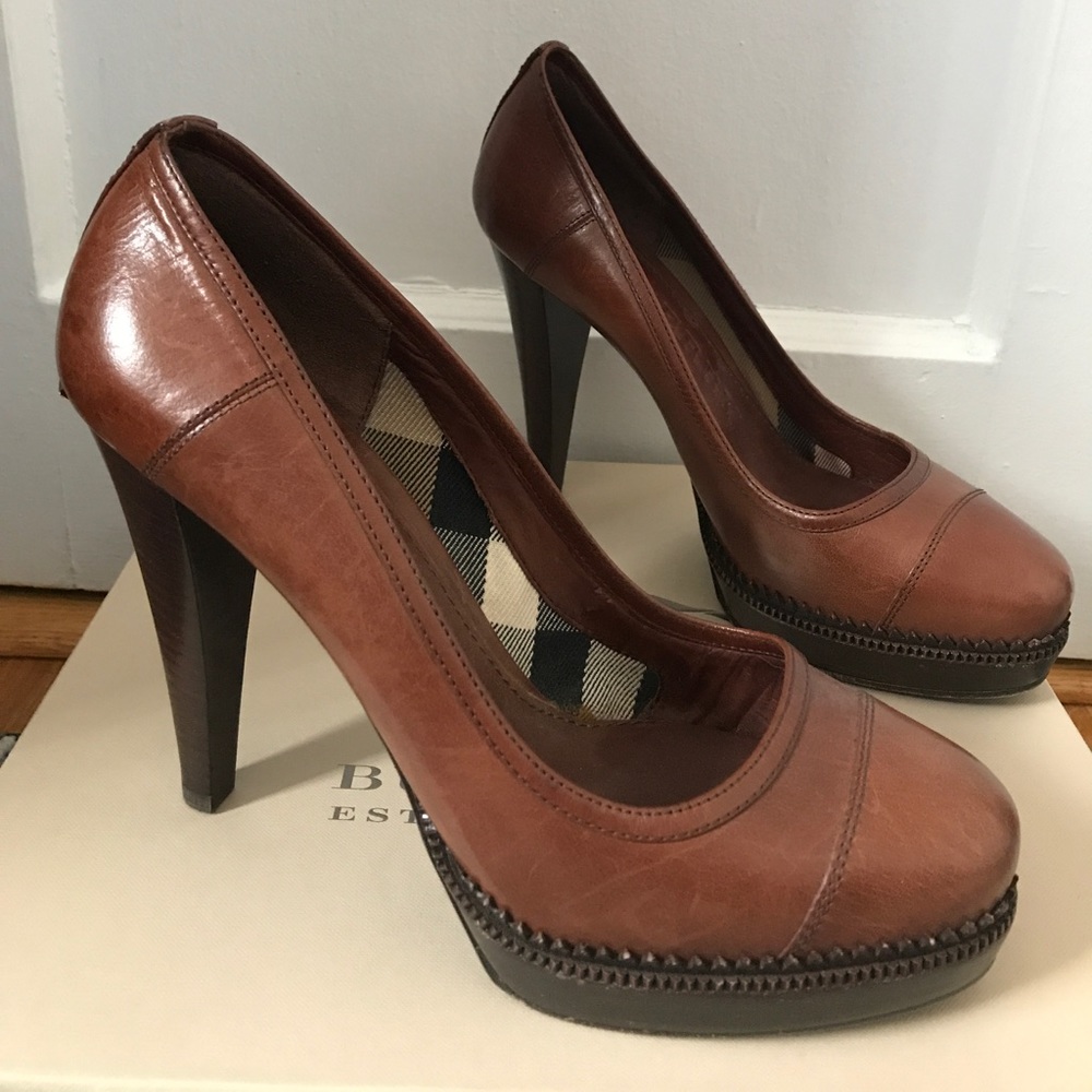 Burberry Pumps